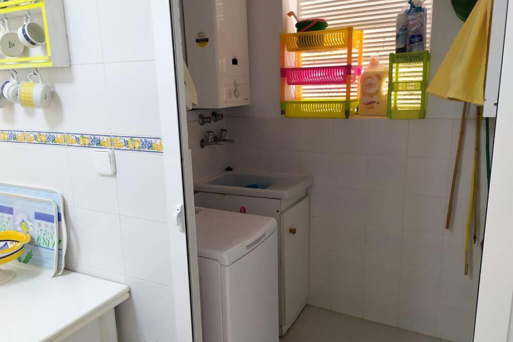 Appartement Acogedor Apartamento A 100 M. De Pinares Y Playa à Rota Extérieur photo