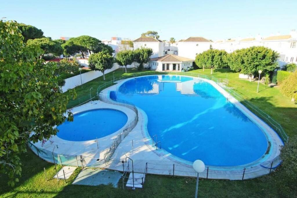 Appartement Acogedor Apartamento A 100 M. De Pinares Y Playa à Rota Extérieur photo